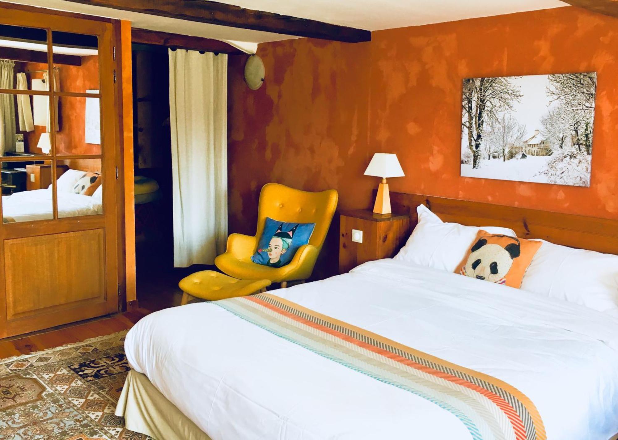 Chambre D'Hotes La Grange Des Ecrins Chabottes Rom bilde